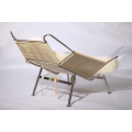 Chaise de drame moderne